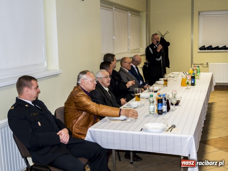 Zdjęcie w galerii na portalu naszraciborz.pl: Druhowie weterani spotkali się w Markowicach  wiadomości z regionu