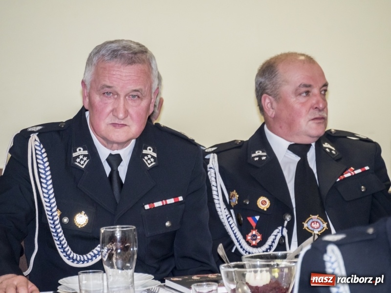 Zdjęcie w galerii na portalu naszraciborz.pl: Druhowie weterani spotkali się w Markowicach  wiadomości z regionu