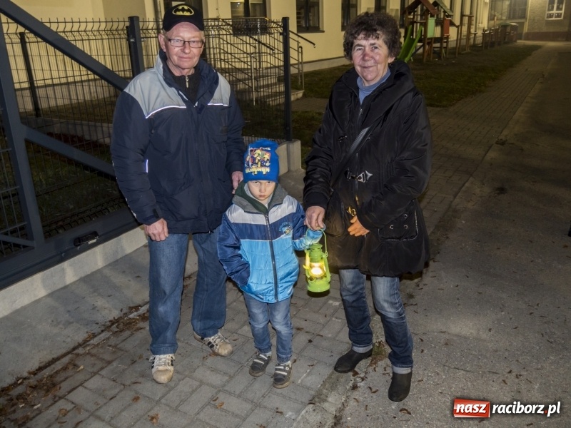Zdjęcie w galerii na portalu naszraciborz.pl: Dziewięćset rogali na św. Marcina w Rudach  wiadomości z regionu