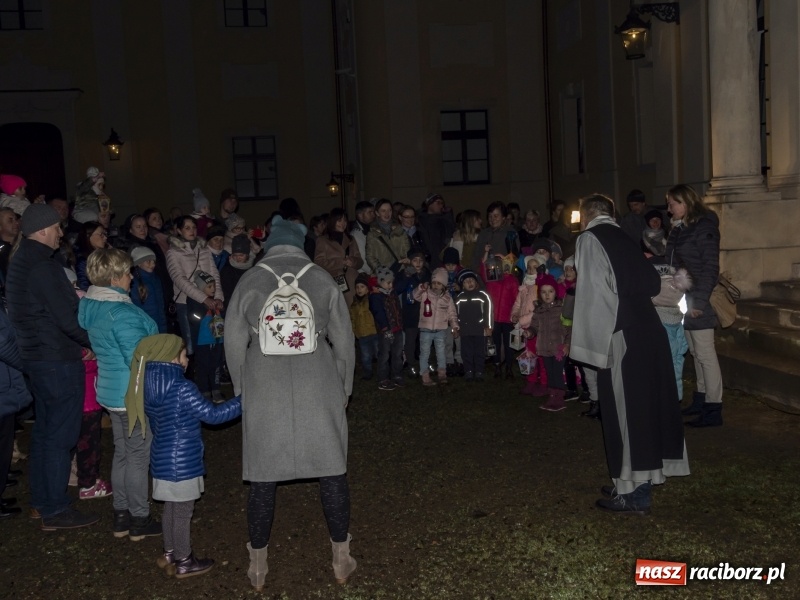 Zdjęcie w galerii na portalu naszraciborz.pl: Dziewięćset rogali na św. Marcina w Rudach  wiadomości z regionu
