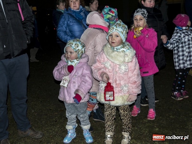 Zdjęcie w galerii na portalu naszraciborz.pl: Dziewięćset rogali na św. Marcina w Rudach  wiadomości z regionu