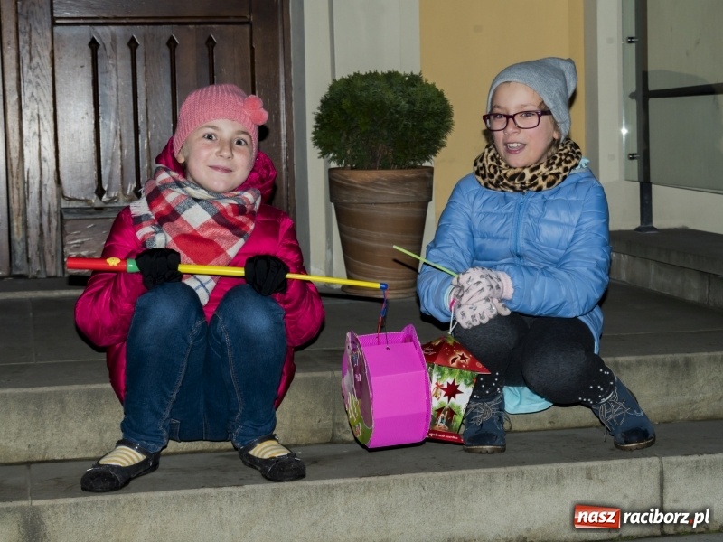 Zdjęcie w galerii na portalu naszraciborz.pl: Dziewięćset rogali na św. Marcina w Rudach  wiadomości z regionu