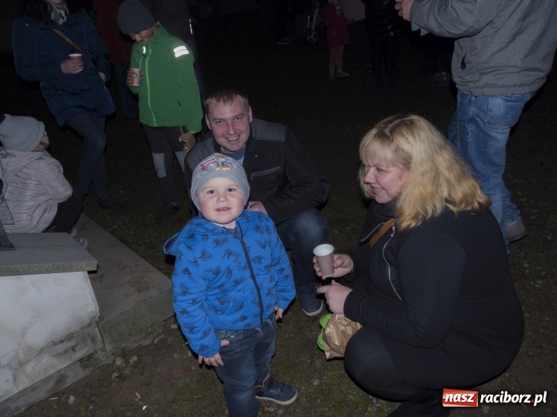 Zdjęcie w galerii na portalu naszraciborz.pl: Dziewięćset rogali na św. Marcina w Rudach  wiadomości z regionu