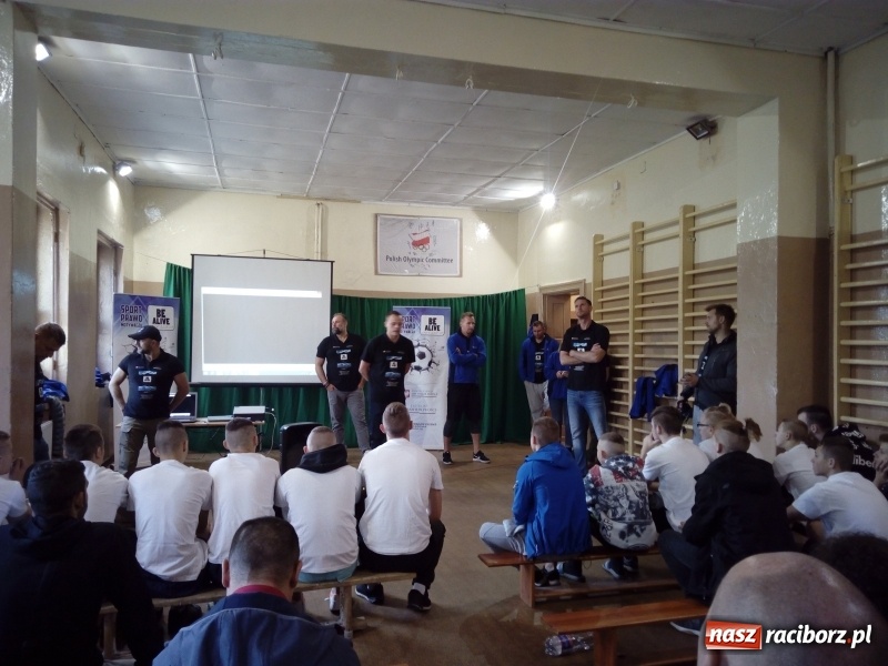 Zdjęcie w galerii na portalu naszraciborz.pl: Siódmak, Kadziewicz i Naval gościli w rudzkim MOW wiadomości z regionu