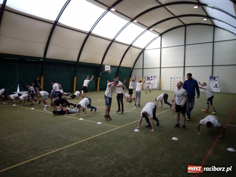 Zdjęcie w galerii na portalu naszraciborz.pl: Siódmak, Kadziewicz i Naval gościli w rudzkim MOW wiadomości z regionu