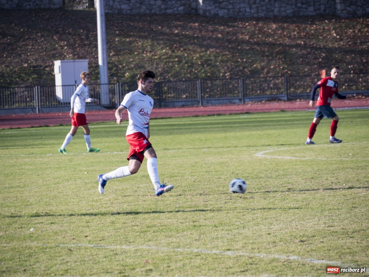 Zdjęcie w galerii na portalu naszraciborz.pl: Upragnione zwycięstwo raciborskiej Unii na zakończenie rundy jesiennej wiadomości z regionu