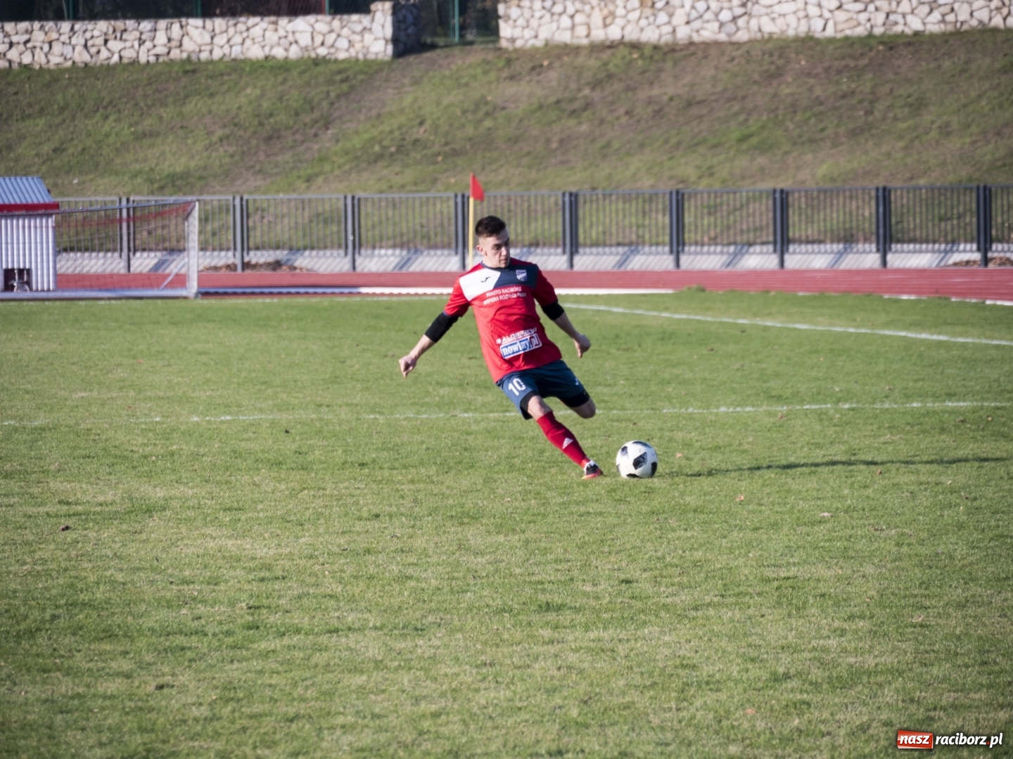 Zdjęcie w galerii na portalu naszraciborz.pl: Upragnione zwycięstwo raciborskiej Unii na zakończenie rundy jesiennej wiadomości z regionu