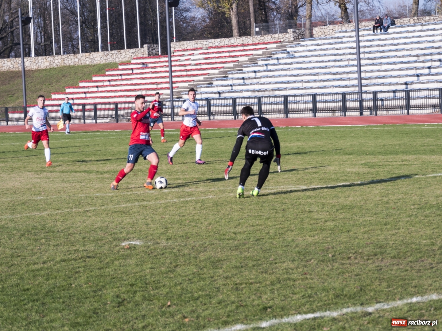 Zdjęcie w galerii na portalu naszraciborz.pl: Upragnione zwycięstwo raciborskiej Unii na zakończenie rundy jesiennej wiadomości z regionu
