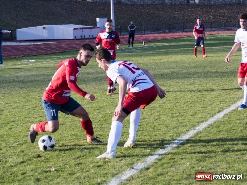 Zdjęcie w galerii na portalu naszraciborz.pl: Upragnione zwycięstwo raciborskiej Unii na zakończenie rundy jesiennej wiadomości z regionu