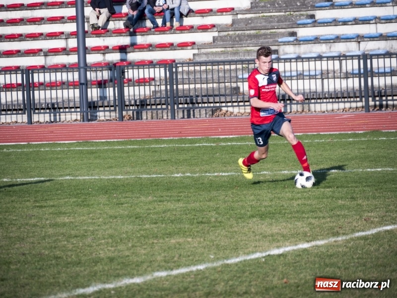 Zdjęcie w galerii na portalu naszraciborz.pl: Upragnione zwycięstwo raciborskiej Unii na zakończenie rundy jesiennej wiadomości z regionu