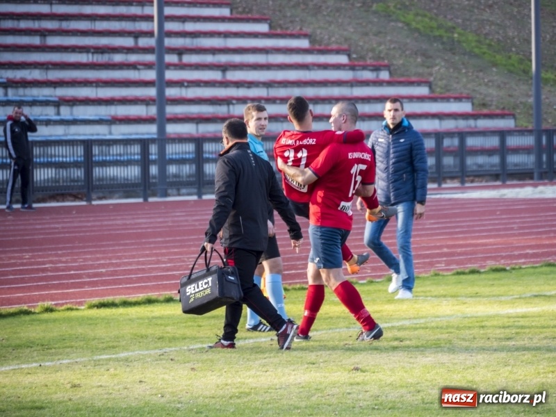 Zdjęcie w galerii na portalu naszraciborz.pl: Upragnione zwycięstwo raciborskiej Unii na zakończenie rundy jesiennej wiadomości z regionu