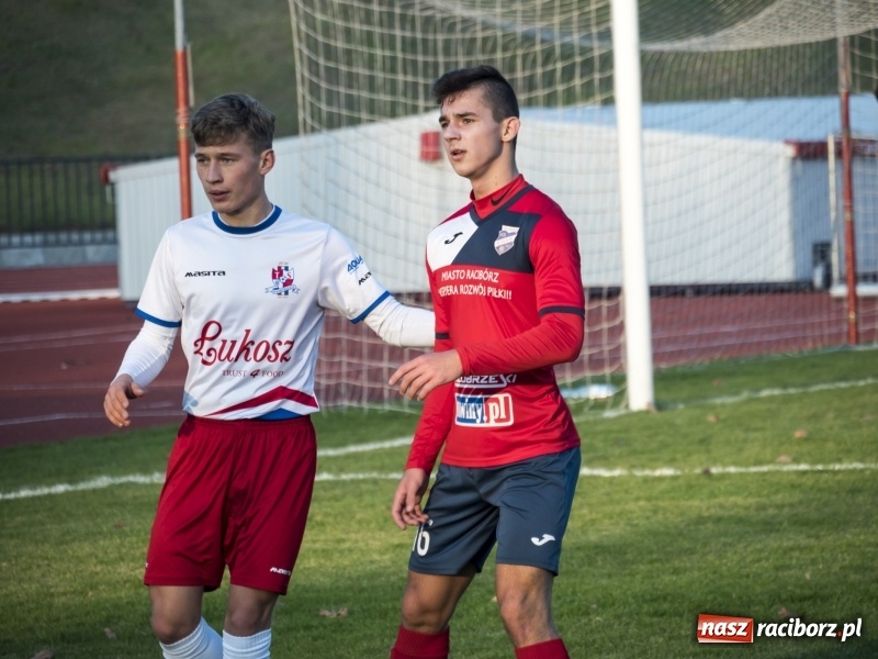Zdjęcie w galerii na portalu naszraciborz.pl: Upragnione zwycięstwo raciborskiej Unii na zakończenie rundy jesiennej wiadomości z regionu