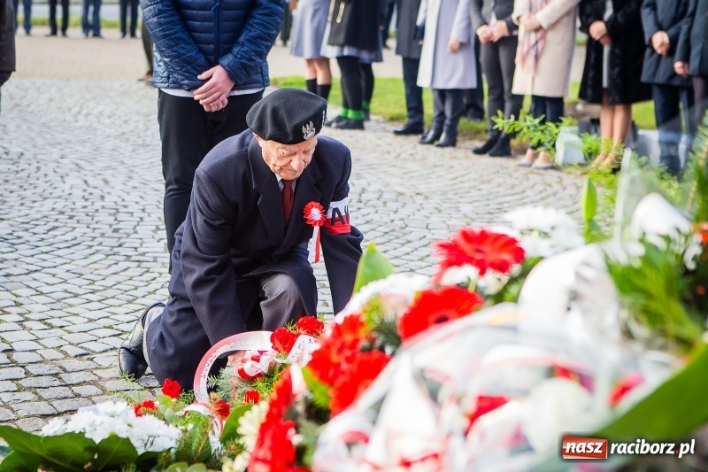 Zdjęcie w galerii na portalu naszraciborz.pl: 100 lat NIEPODLEGŁEJ. Raciborskie obchody narodowego święta FOTO i WIDEO  wiadomości z regionu