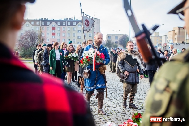 Zdjęcie w galerii na portalu naszraciborz.pl: 100 lat NIEPODLEGŁEJ. Raciborskie obchody narodowego święta FOTO i WIDEO  wiadomości z regionu