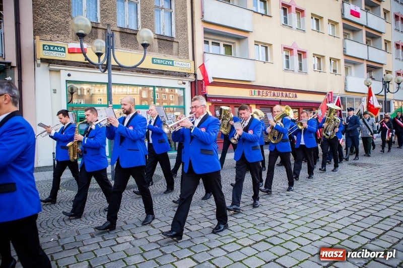 Zdjęcie w galerii na portalu naszraciborz.pl: 100 lat NIEPODLEGŁEJ. Raciborskie obchody narodowego święta FOTO i WIDEO  wiadomości z regionu