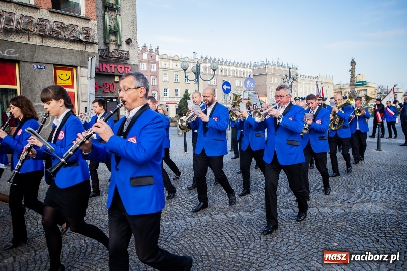 Zdjęcie w galerii na portalu naszraciborz.pl: 100 lat NIEPODLEGŁEJ. Raciborskie obchody narodowego święta FOTO i WIDEO  wiadomości z regionu