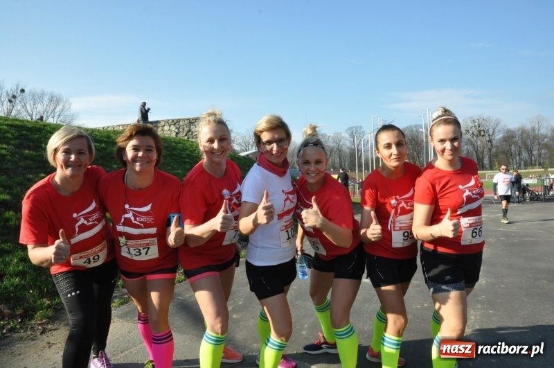 Zdjęcie w galerii na portalu naszraciborz.pl: Od Bałtyku do Tatr. Narodowy Bieg Stulecia w Raciborzu FOTO i WIDEO wiadomości z regionu