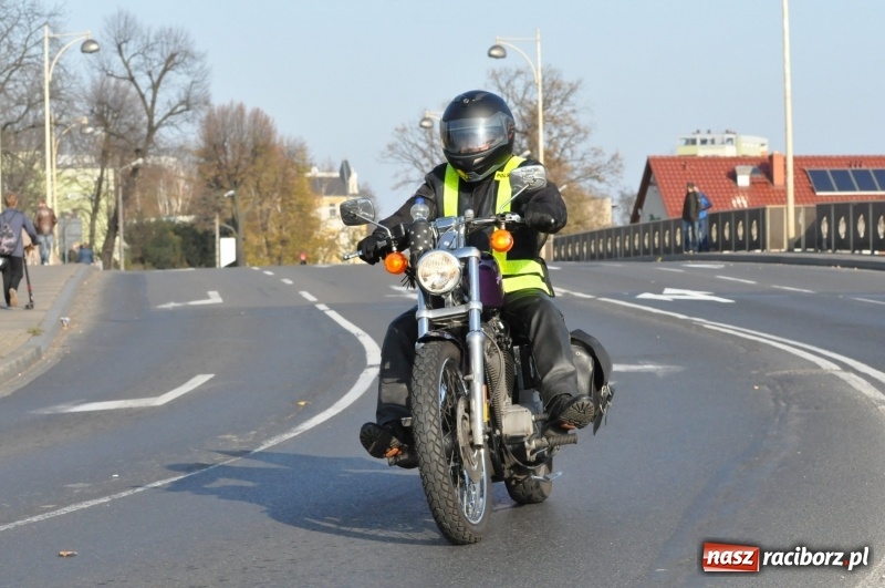 Zdjęcie w galerii na portalu naszraciborz.pl: Od Bałtyku do Tatr. Narodowy Bieg Stulecia w Raciborzu FOTO i WIDEO wiadomości z regionu