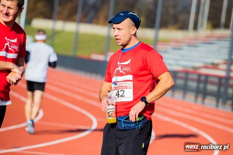 Zdjęcie w galerii na portalu naszraciborz.pl: Od Bałtyku do Tatr. Narodowy Bieg Stulecia w Raciborzu FOTO i WIDEO wiadomości z regionu