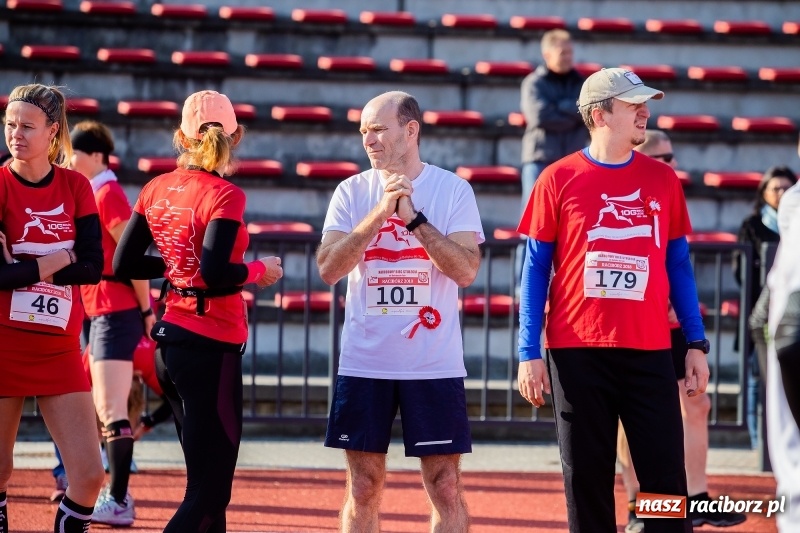 Zdjęcie w galerii na portalu naszraciborz.pl: Od Bałtyku do Tatr. Narodowy Bieg Stulecia w Raciborzu FOTO i WIDEO wiadomości z regionu