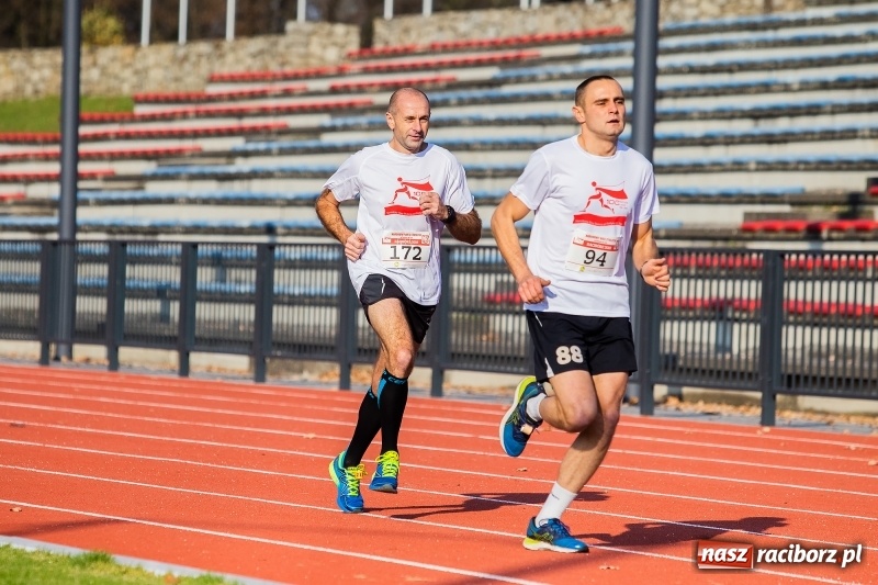 Zdjęcie w galerii na portalu naszraciborz.pl: Od Bałtyku do Tatr. Narodowy Bieg Stulecia w Raciborzu FOTO i WIDEO wiadomości z regionu