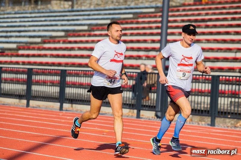 Zdjęcie w galerii na portalu naszraciborz.pl: Od Bałtyku do Tatr. Narodowy Bieg Stulecia w Raciborzu FOTO i WIDEO wiadomości z regionu