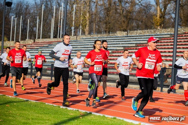 Zdjęcie w galerii na portalu naszraciborz.pl: Od Bałtyku do Tatr. Narodowy Bieg Stulecia w Raciborzu FOTO i WIDEO wiadomości z regionu
