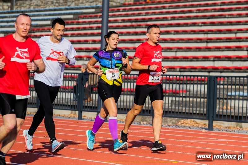 Zdjęcie w galerii na portalu naszraciborz.pl: Od Bałtyku do Tatr. Narodowy Bieg Stulecia w Raciborzu FOTO i WIDEO wiadomości z regionu