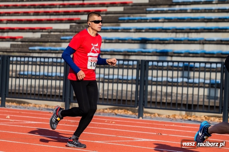 Zdjęcie w galerii na portalu naszraciborz.pl: Od Bałtyku do Tatr. Narodowy Bieg Stulecia w Raciborzu FOTO i WIDEO wiadomości z regionu
