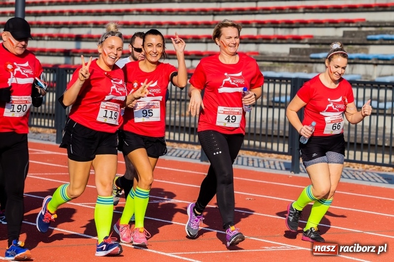 Zdjęcie w galerii na portalu naszraciborz.pl: Od Bałtyku do Tatr. Narodowy Bieg Stulecia w Raciborzu FOTO i WIDEO wiadomości z regionu