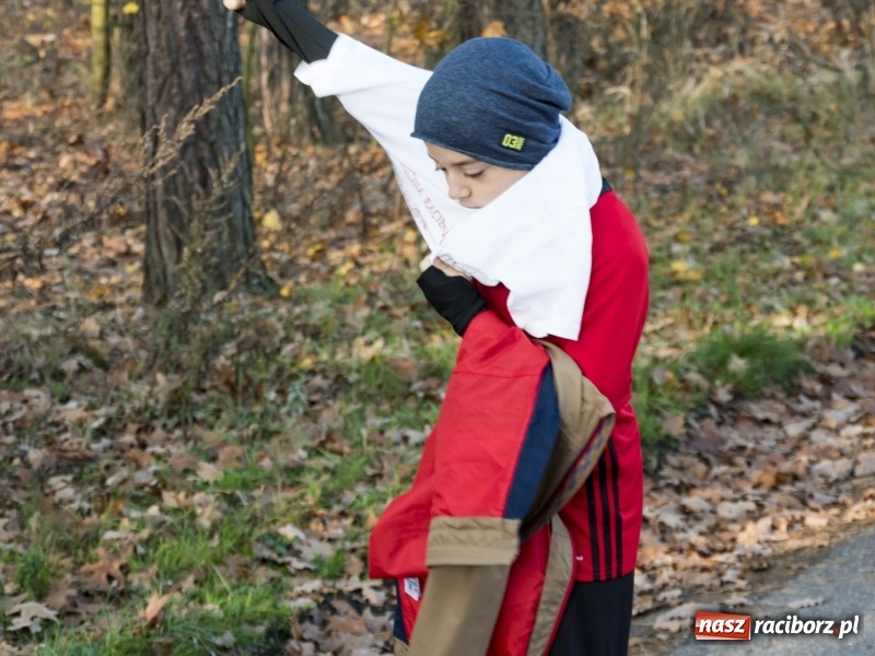 Zdjęcie w galerii na portalu naszraciborz.pl: W Kuźni Raciborskiej biegano dla Niepodległej  wiadomości z regionu
