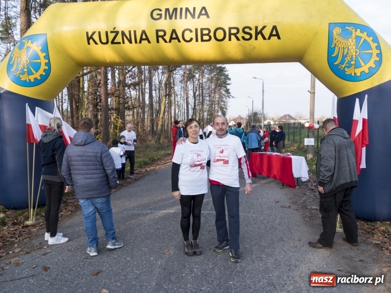 Zdjęcie w galerii na portalu naszraciborz.pl: W Kuźni Raciborskiej biegano dla Niepodległej  wiadomości z regionu