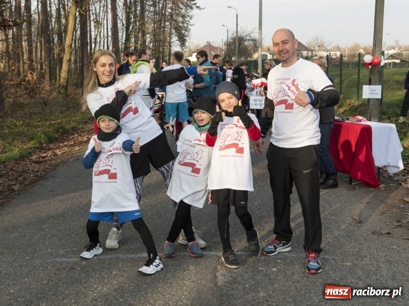 Zdjęcie w galerii na portalu naszraciborz.pl: W Kuźni Raciborskiej biegano dla Niepodległej  wiadomości z regionu