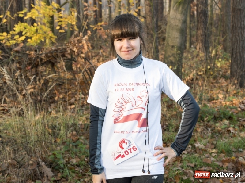 Zdjęcie w galerii na portalu naszraciborz.pl: W Kuźni Raciborskiej biegano dla Niepodległej  wiadomości z regionu