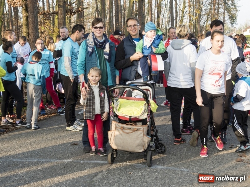 Zdjęcie w galerii na portalu naszraciborz.pl: W Kuźni Raciborskiej biegano dla Niepodległej  wiadomości z regionu