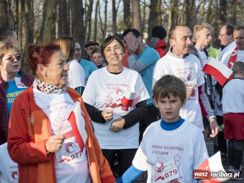 Zdjęcie w galerii na portalu naszraciborz.pl: W Kuźni Raciborskiej biegano dla Niepodległej  wiadomości z regionu