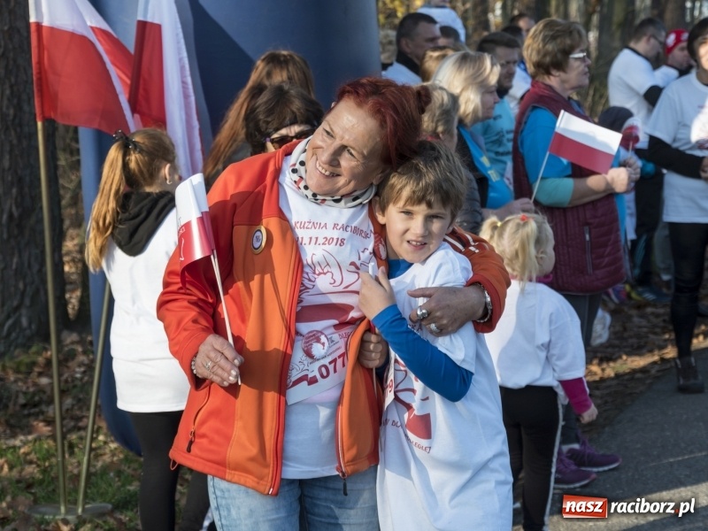 Zdjęcie w galerii na portalu naszraciborz.pl: W Kuźni Raciborskiej biegano dla Niepodległej  wiadomości z regionu