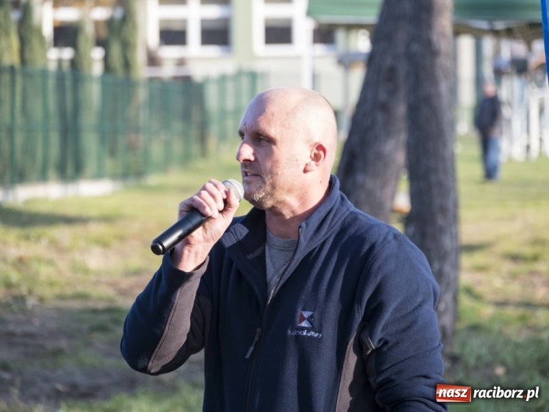 Zdjęcie w galerii na portalu naszraciborz.pl: W Kuźni Raciborskiej biegano dla Niepodległej  wiadomości z regionu