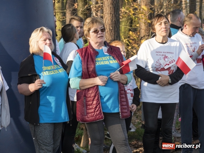 Zdjęcie w galerii na portalu naszraciborz.pl: W Kuźni Raciborskiej biegano dla Niepodległej  wiadomości z regionu