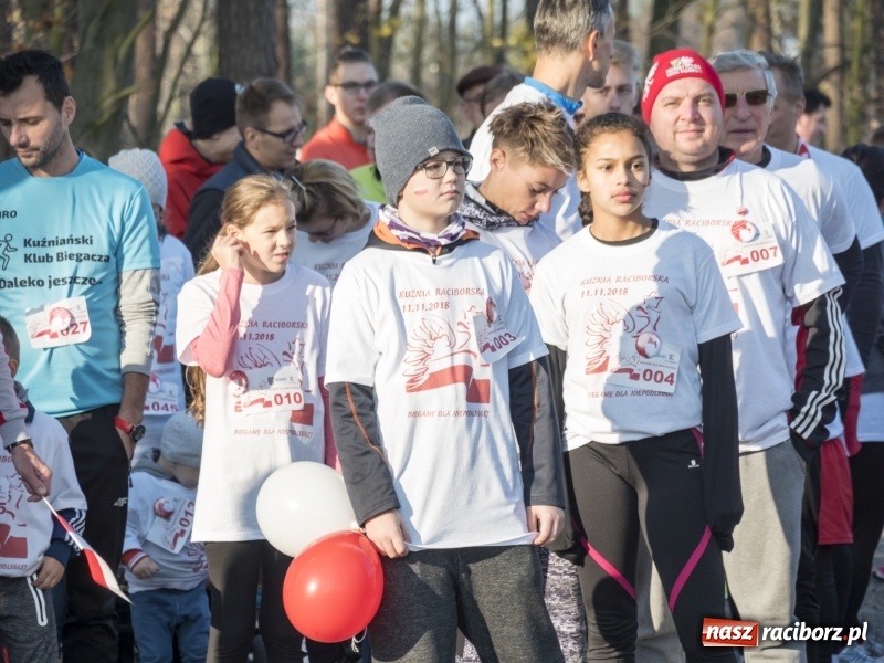 Zdjęcie w galerii na portalu naszraciborz.pl: W Kuźni Raciborskiej biegano dla Niepodległej  wiadomości z regionu