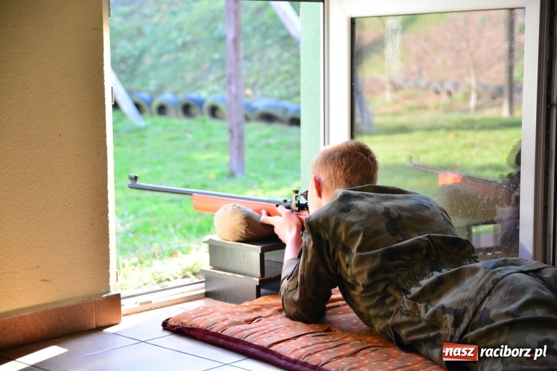 Zdjęcie w galerii na portalu naszraciborz.pl: 11 Strzałów na 11 Listopada. Patriotyczny turniej strzelecki w Raciborzu wiadomości z regionu