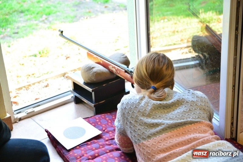 Zdjęcie w galerii na portalu naszraciborz.pl: 11 Strzałów na 11 Listopada. Patriotyczny turniej strzelecki w Raciborzu wiadomości z regionu