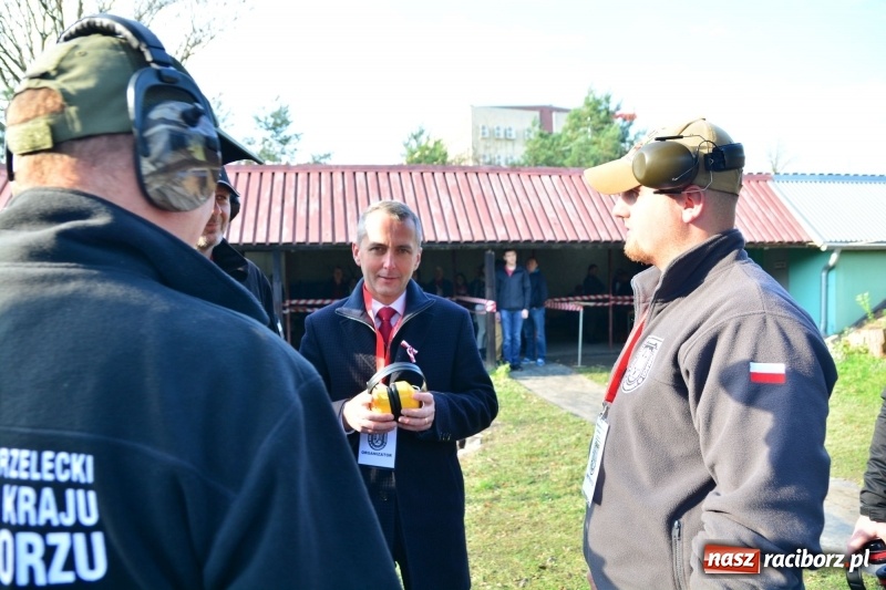 Zdjęcie w galerii na portalu naszraciborz.pl: 11 Strzałów na 11 Listopada. Patriotyczny turniej strzelecki w Raciborzu wiadomości z regionu