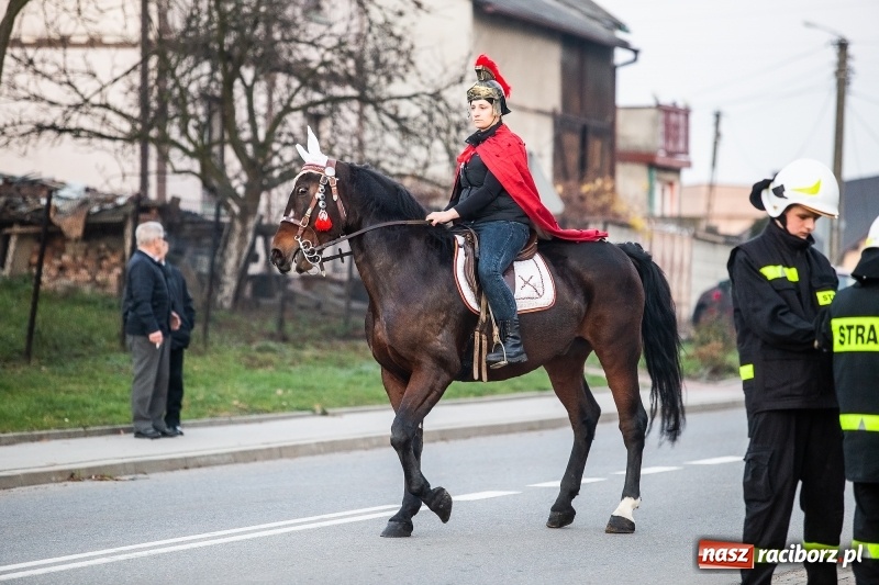 Zdjęcie w galerii na portalu naszraciborz.pl: W Krzanowicach od Mikołaszka ze świętym Marcinem na smaczne rogale wiadomości z regionu