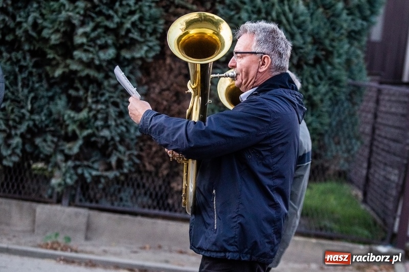 Zdjęcie w galerii na portalu naszraciborz.pl: W Krzanowicach od Mikołaszka ze świętym Marcinem na smaczne rogale wiadomości z regionu
