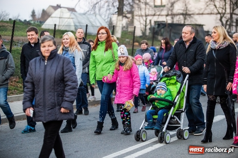 Zdjęcie w galerii na portalu naszraciborz.pl: W Krzanowicach od Mikołaszka ze świętym Marcinem na smaczne rogale wiadomości z regionu