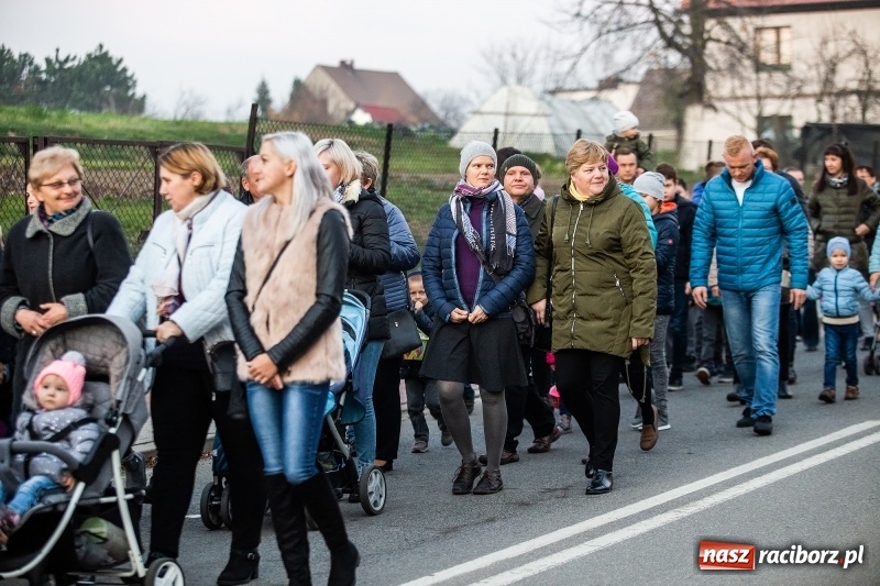 Zdjęcie w galerii na portalu naszraciborz.pl: W Krzanowicach od Mikołaszka ze świętym Marcinem na smaczne rogale wiadomości z regionu