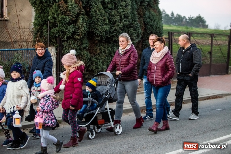 Zdjęcie w galerii na portalu naszraciborz.pl: W Krzanowicach od Mikołaszka ze świętym Marcinem na smaczne rogale wiadomości z regionu