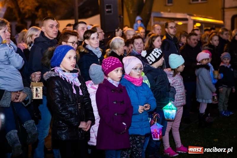 Zdjęcie w galerii na portalu naszraciborz.pl: W Krzanowicach od Mikołaszka ze świętym Marcinem na smaczne rogale wiadomości z regionu