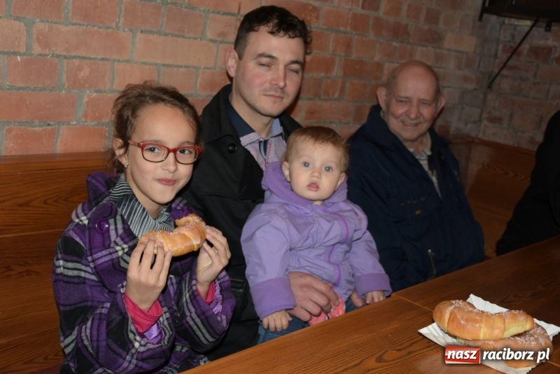 Zdjęcie w galerii na portalu naszraciborz.pl: Chorągiew Zaciężna Armati i święty Marcin w Bieńkowicach  wiadomości z regionu